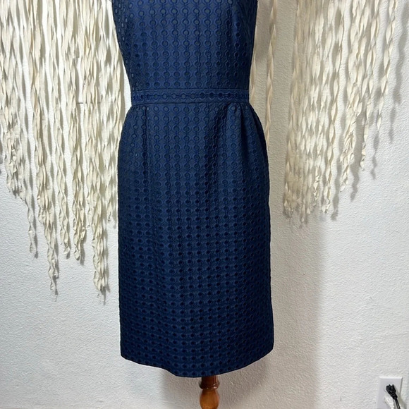 Boden Navy Eyelet Dress Size 4L - Picture 4 of 12